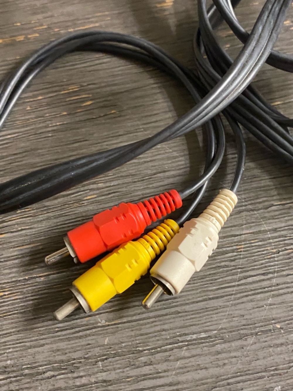 Video cables - Picture 2 of 2